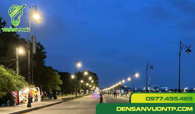 đèn trụ cột chiếu sáng Jebi