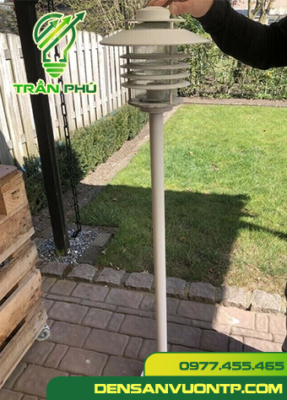 đèn trụ sân vườn nấm bách tán