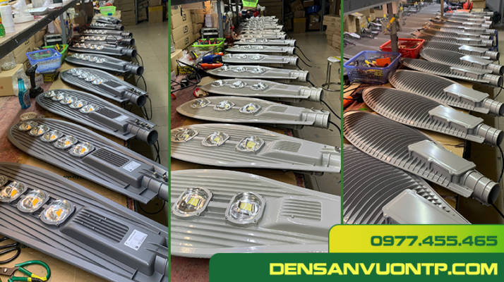 các đèn đường LED lá màu xám/ghi tại xưởng sản xuất đèn Trần Phú