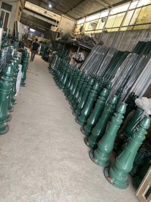 ảnh xưởng sản xuất trụ cột đèn sân vườn