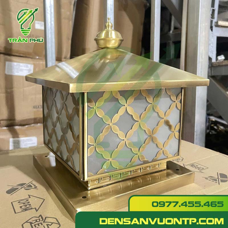 Đèn trụ cổng vuông đồng TP5004 a